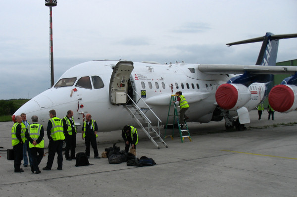 Aircraft on the pad post flight