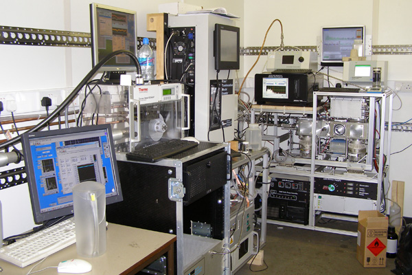 Aerosol instruments in the sea container lab